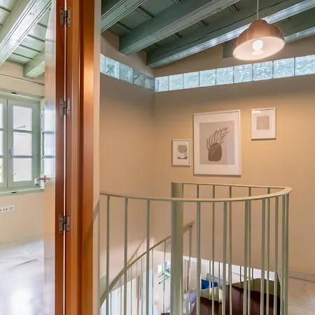 Edomus San Jacinto Duplex Севилья